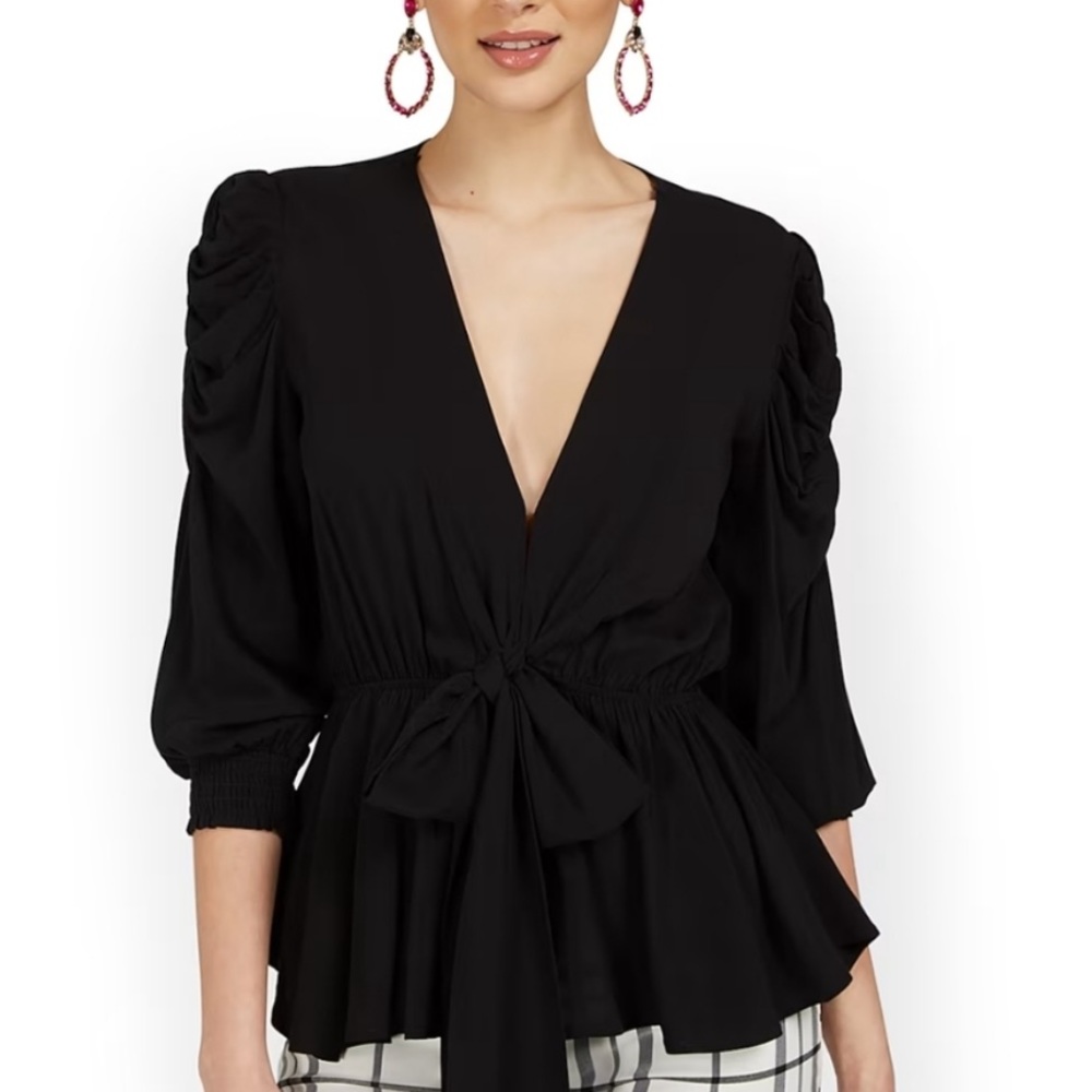 New York & Company Black Drapey Tie Front 3/4 Ruched Sleeve Blouse